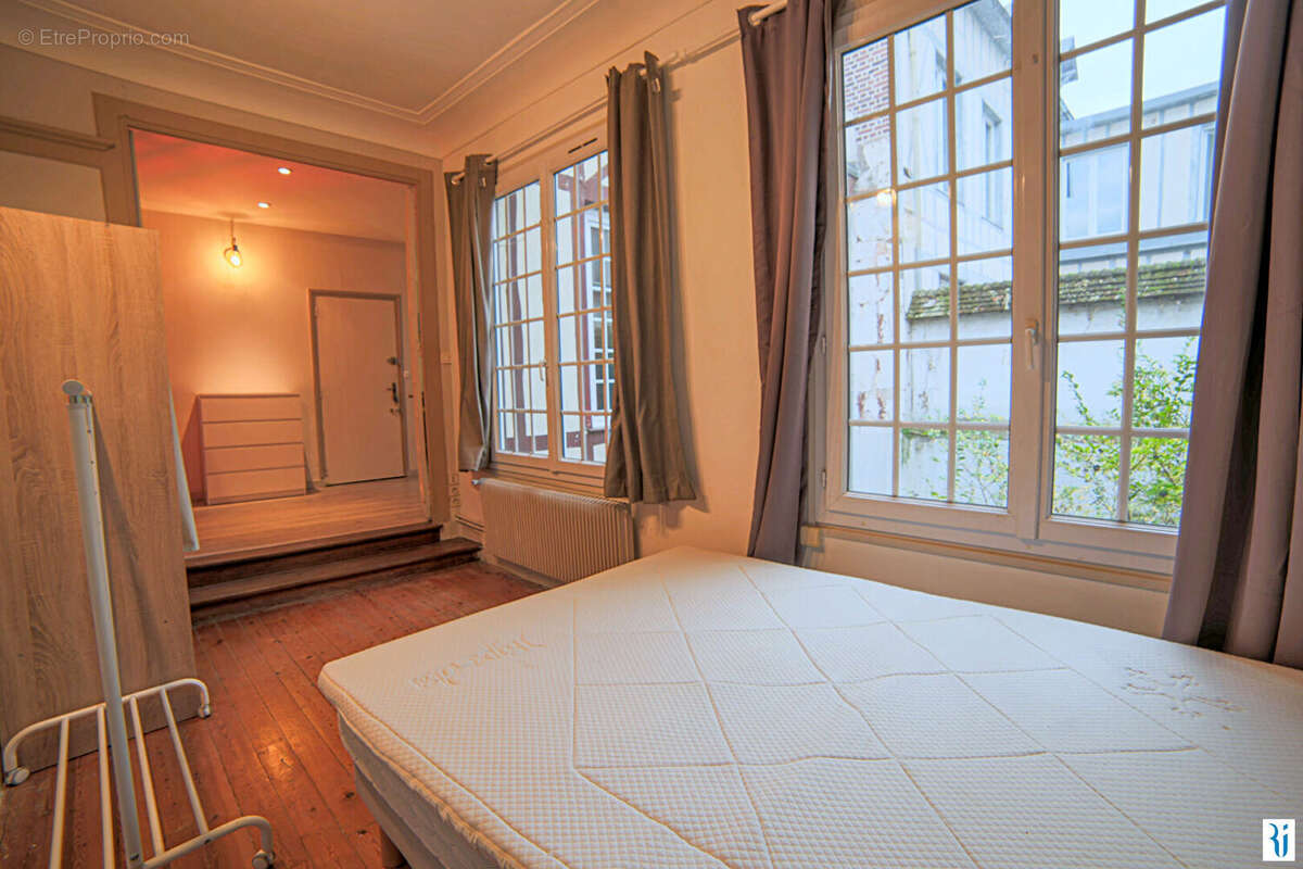 Rouen centre - photo 6