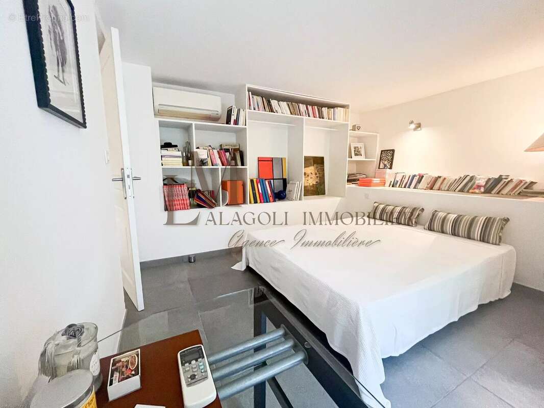 Maison à PORTO-VECCHIO