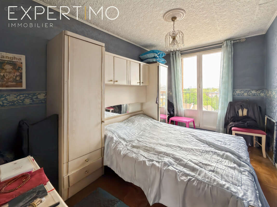 Appartement à EPINAY-SUR-SEINE
