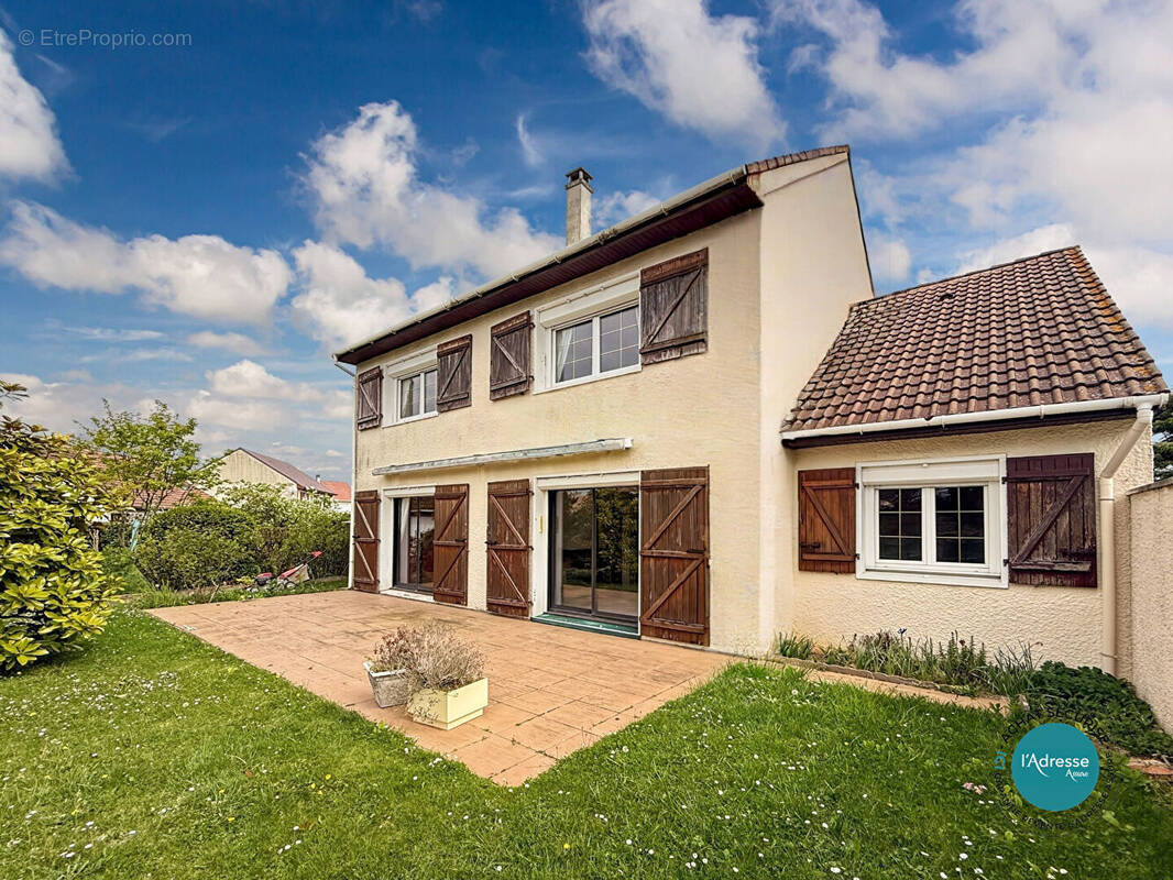 Maison à LA FERTE-ALAIS