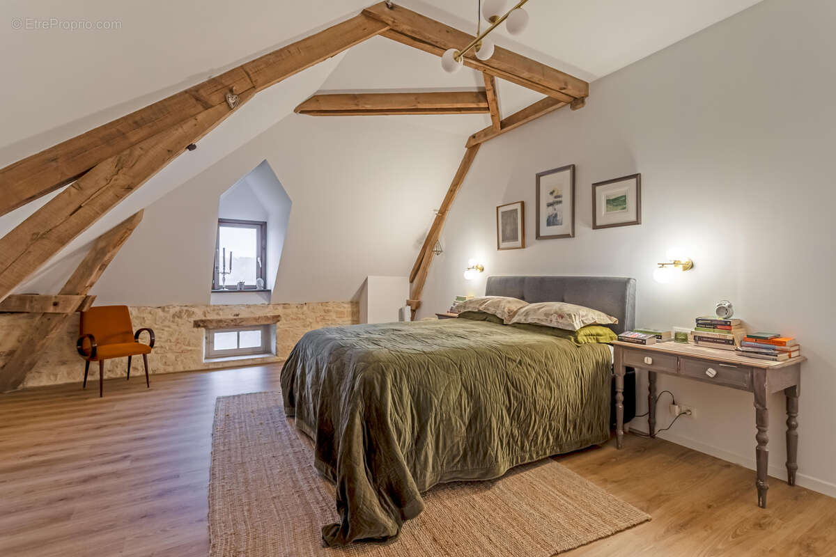 Maison à LAVERCANTIERE