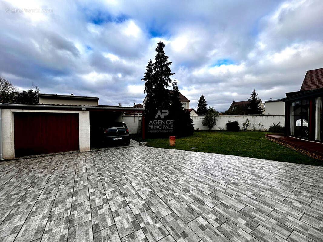 Maison à TRIEL-SUR-SEINE