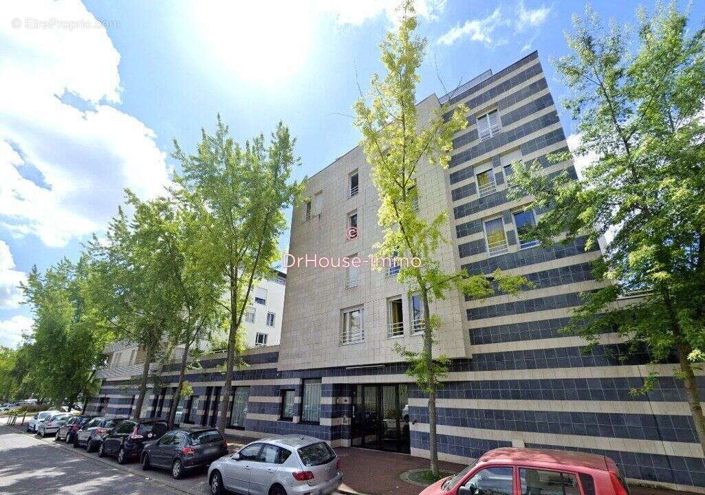 Appartement 26 m² à Saint-Germain-En-Laye  - photo 4