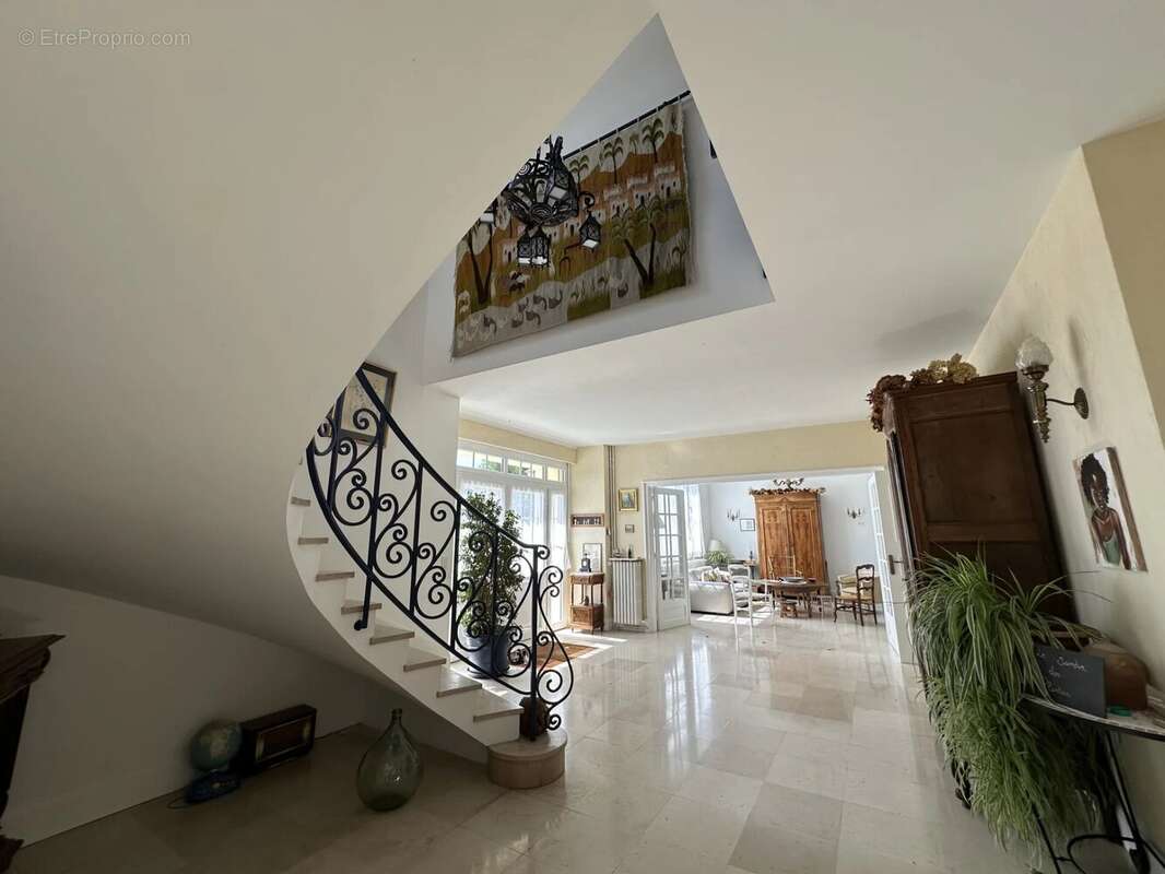 Maison à OINVILLE-SOUS-AUNEAU