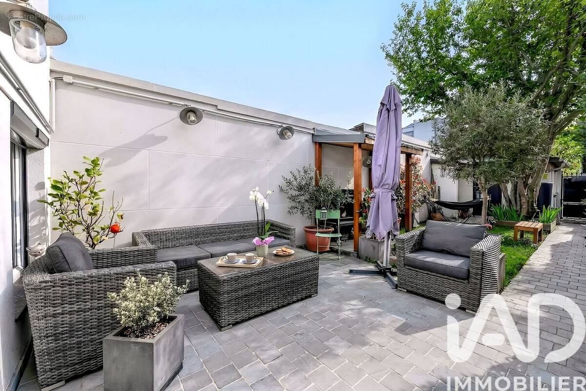 Photo 1 - Maison à NANTERRE