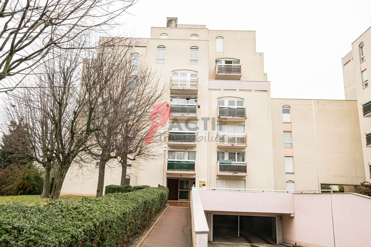 Appartement à RIS-ORANGIS