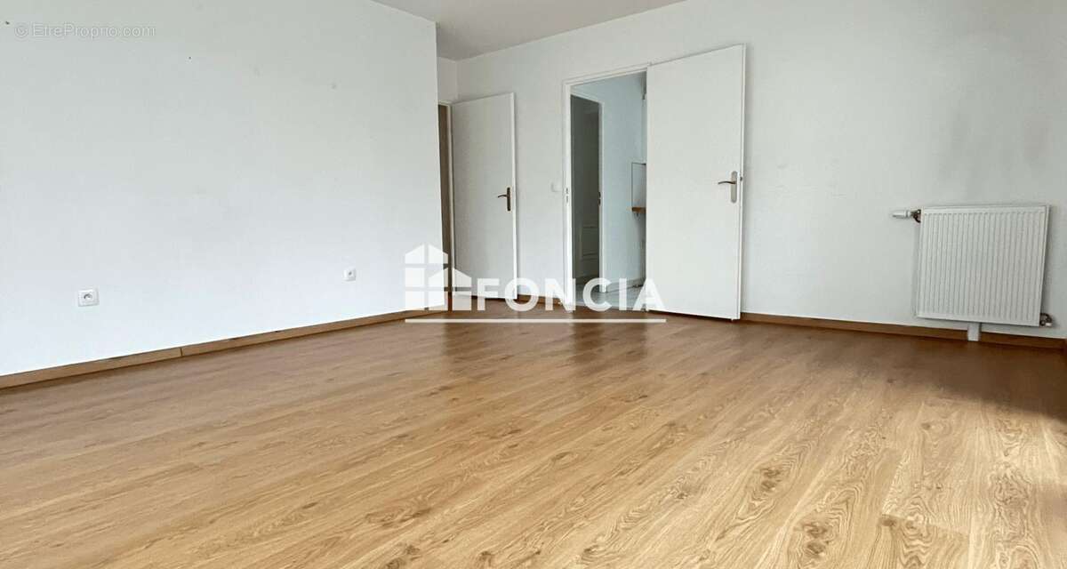 Appartement à SAINT-OUEN-L'AUMONE