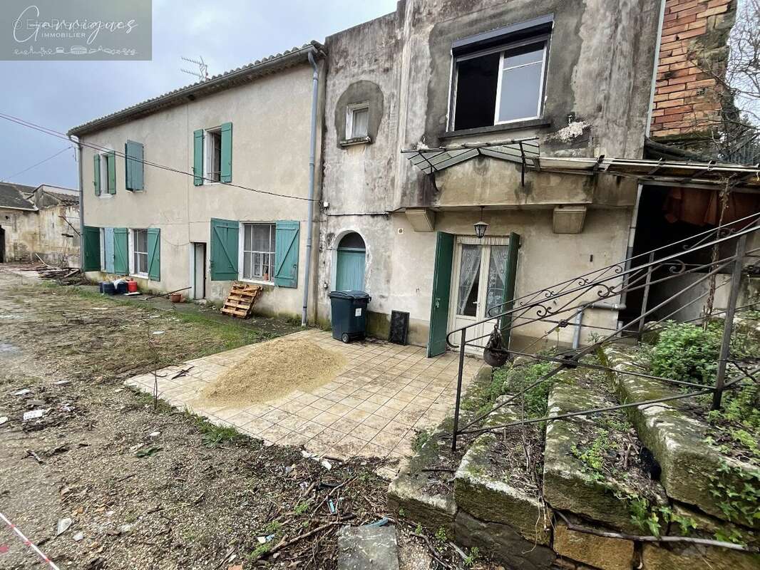 Maison à MILHAUD