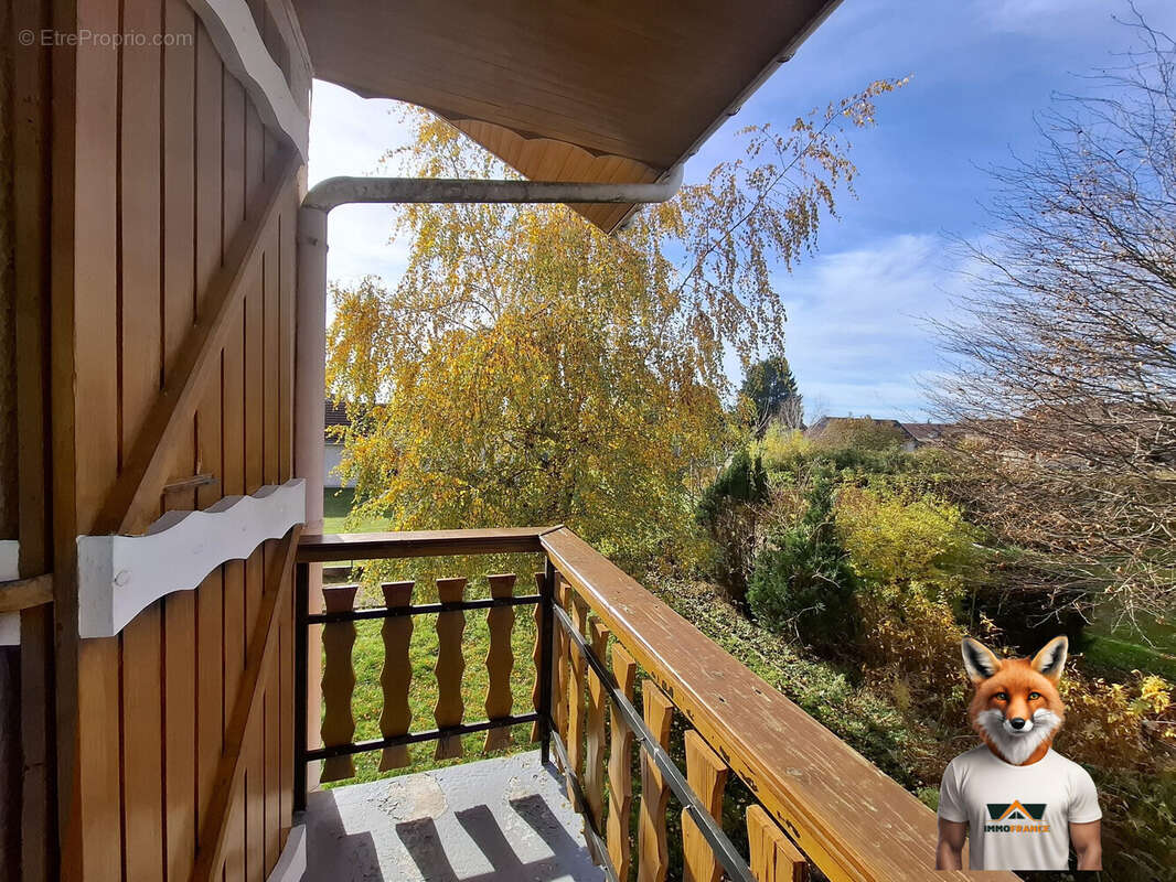 Maison à VERCEL-VILLEDIEU-LE-CAMP