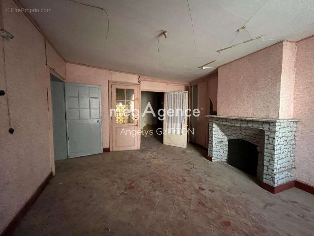 Maison à BEAUMONT-SUR-SARTHE