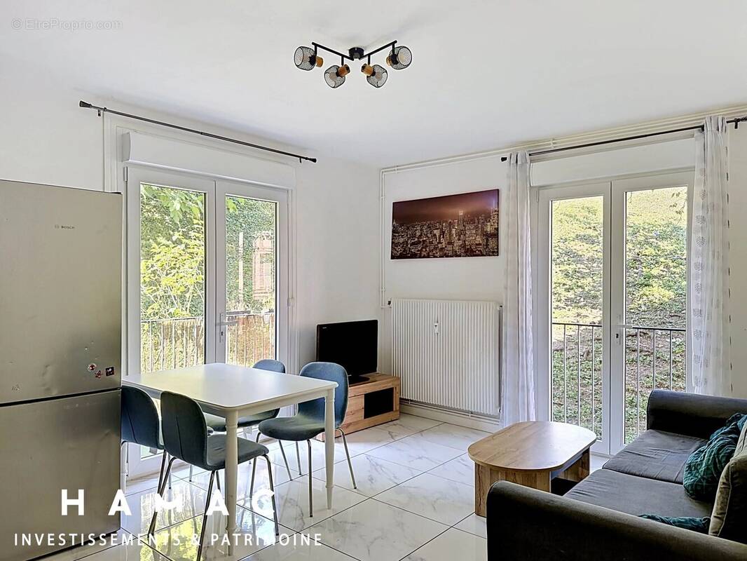 Appartement à LA MULATIERE
