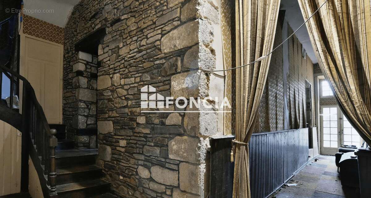 Maison à DOL-DE-BRETAGNE