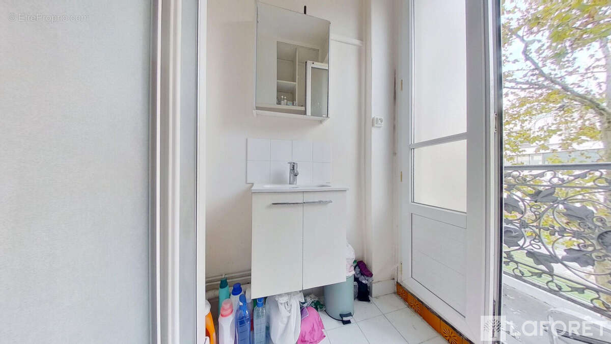 Appartement à PARIS-18E