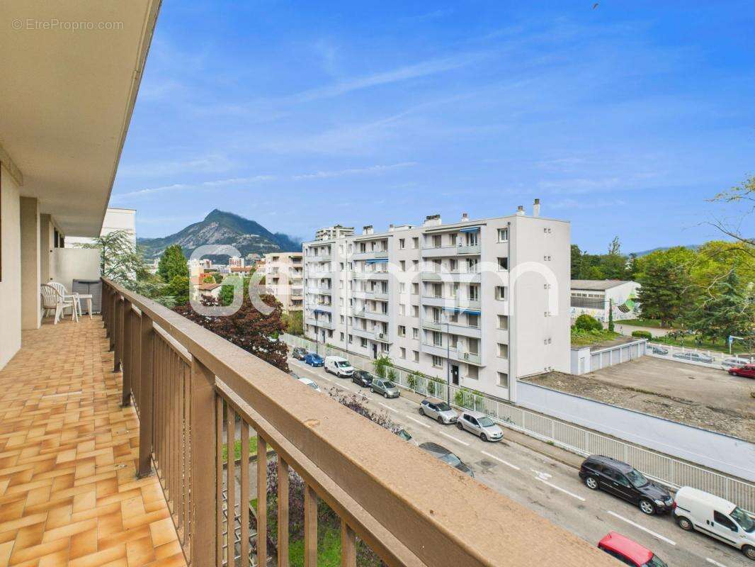 Appartement à GRENOBLE