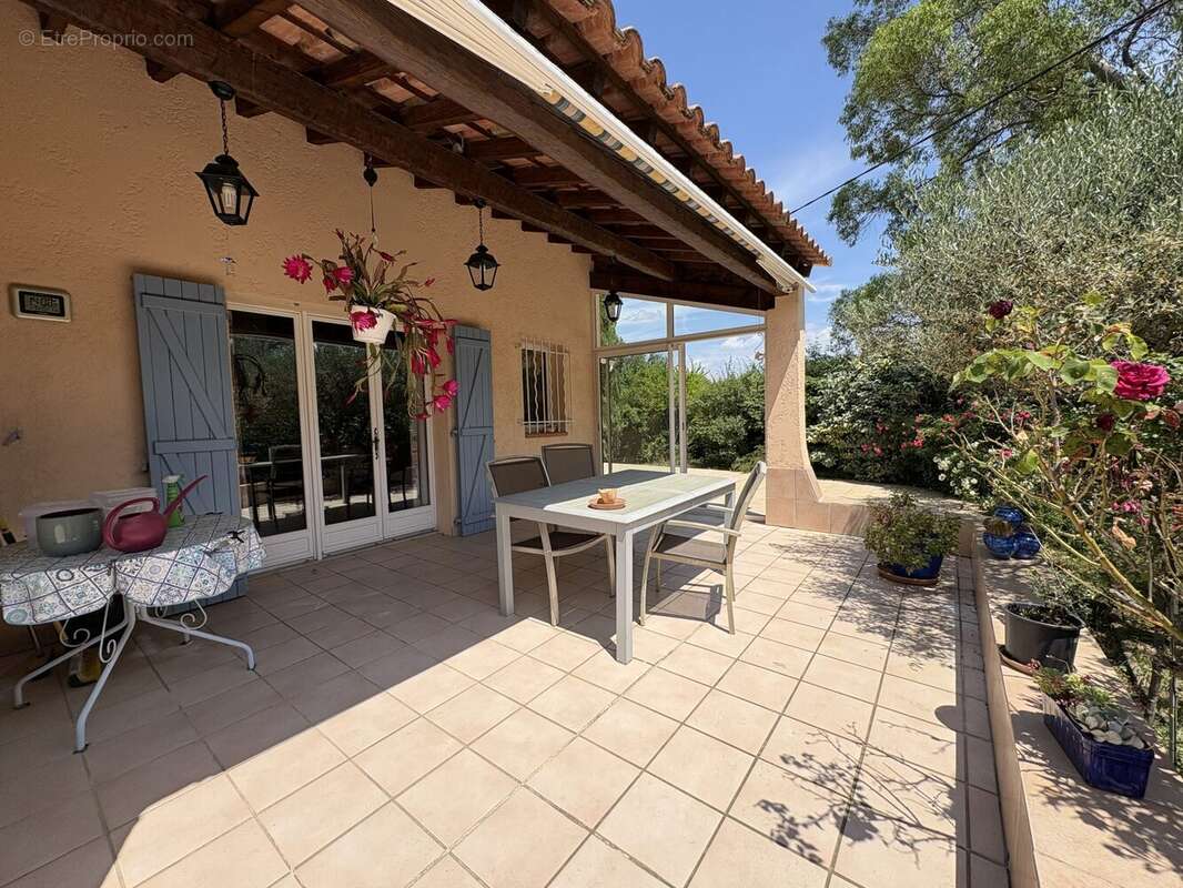 Maison à LE VAL