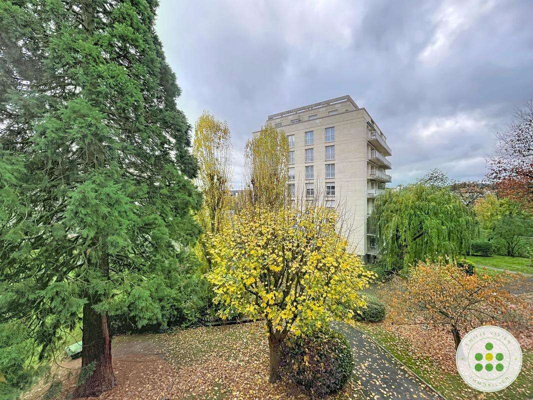 Appartement à VERSAILLES