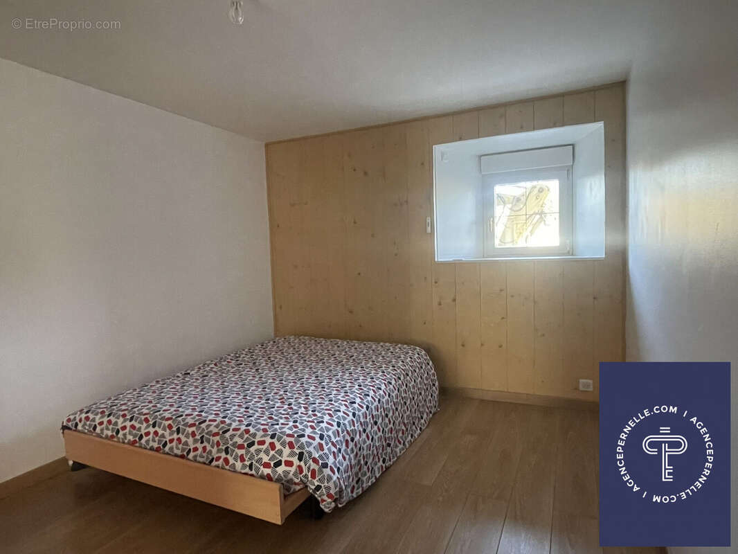 Maison à SAINT-JULIEN-LES-RUSSEY