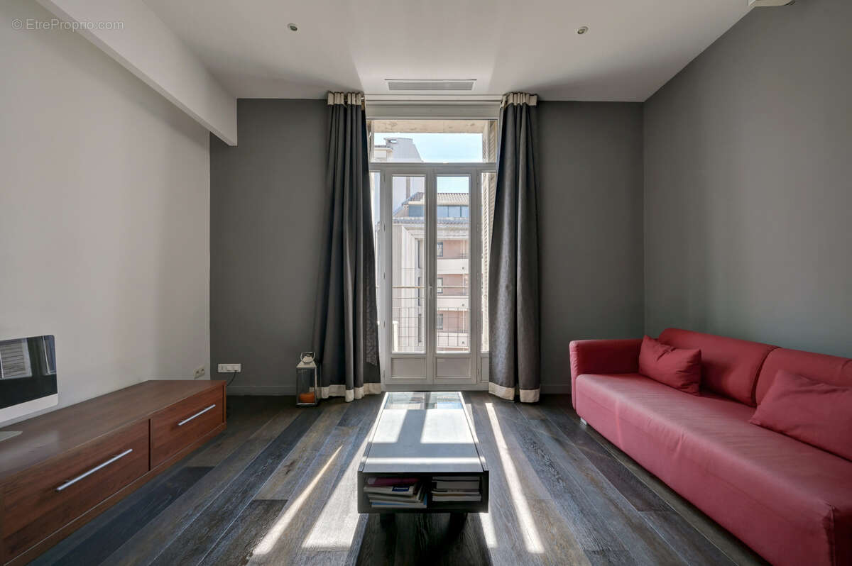 Appartement à MARSEILLE-8E