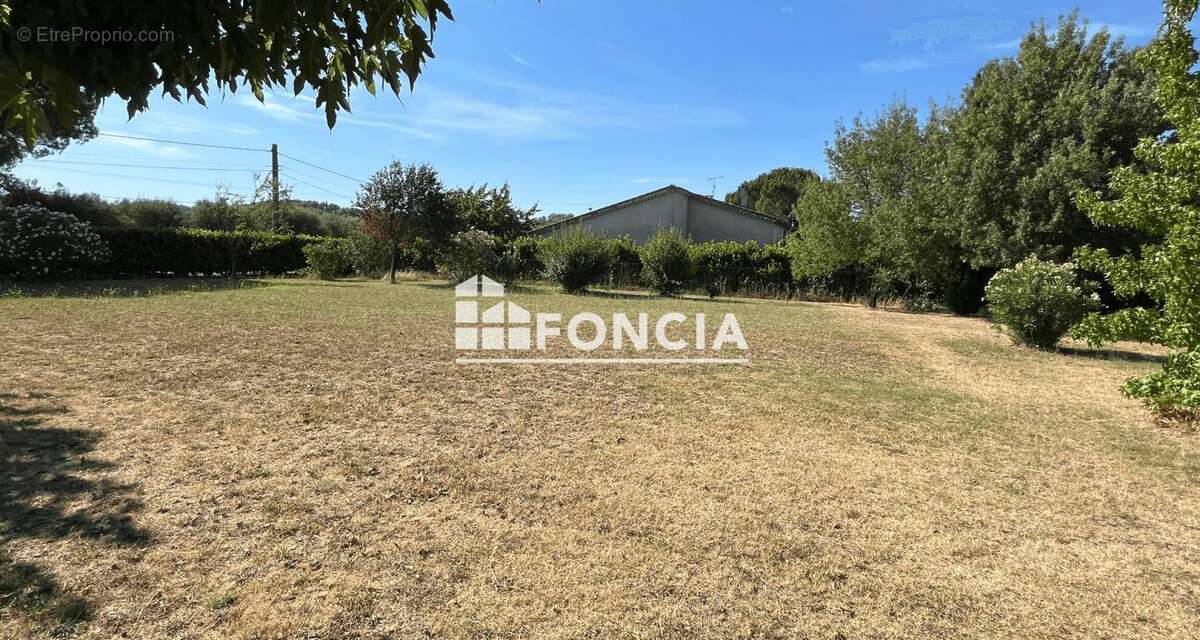 Saint-Quentin-La-Poterie - Villa provençale 150 m² avec piscine sur terrain constructible de 2700 m² - photo 11