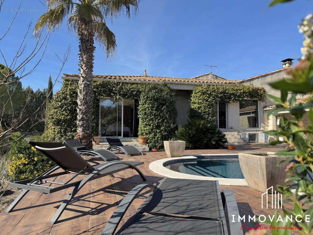 Maison à SAINT-JEAN-DE-CUCULLES