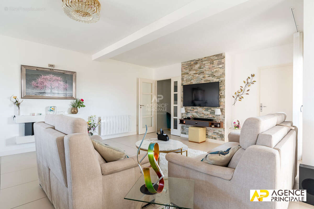 Appartement à MAISONS-LAFFITTE