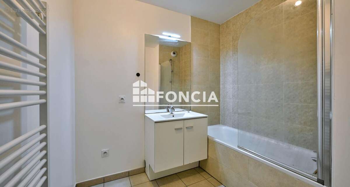Appartement à JOUY-LE-MOUTIER
