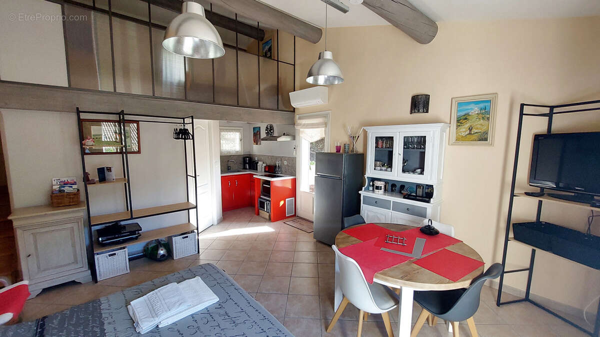 Maison à SAHUNE