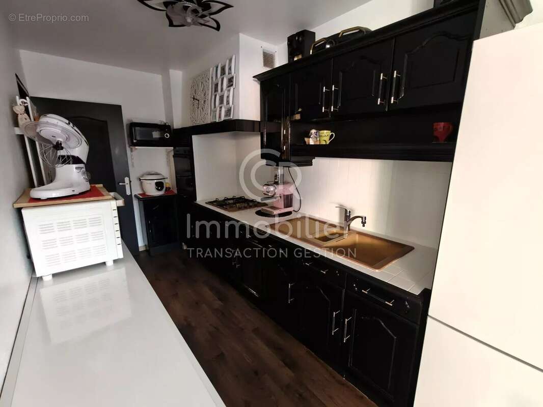 3 pièces en Rez-de-Chaussée- Centre-Ville - photo 3