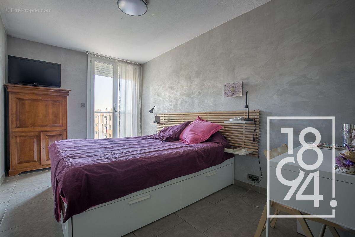 Appartement à MARSEILLE-11E