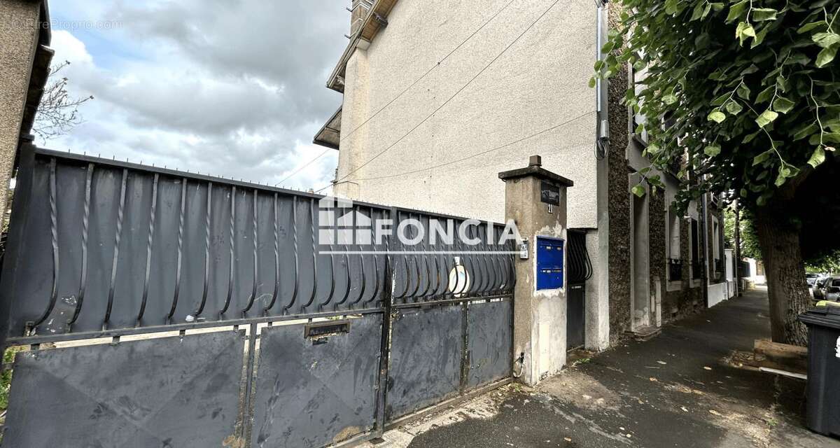 Appartement à CORBEIL-ESSONNES