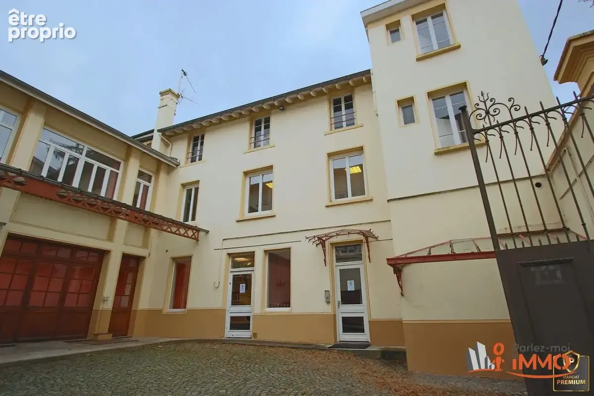 Appartement à BOURG-DE-THIZY