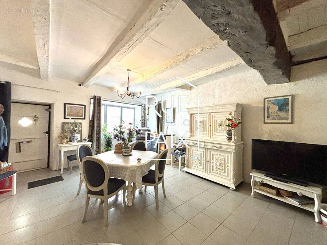 Maison à PARTHENAY