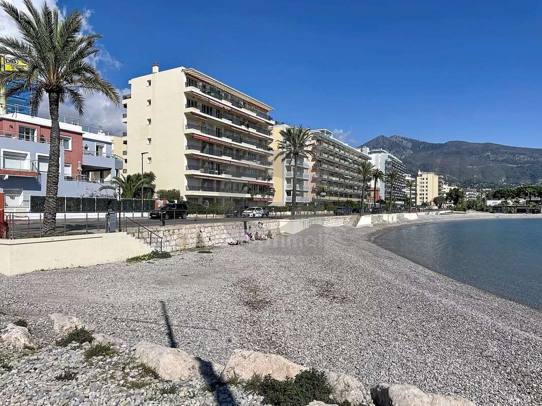 Appartement à ROQUEBRUNE-CAP-MARTIN
