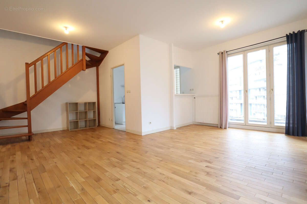Appartement à LYON-8E