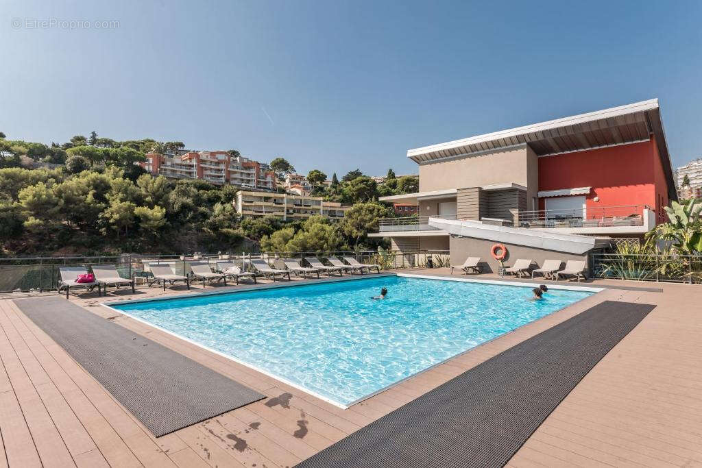 Appartement à ROQUEBRUNE-CAP-MARTIN