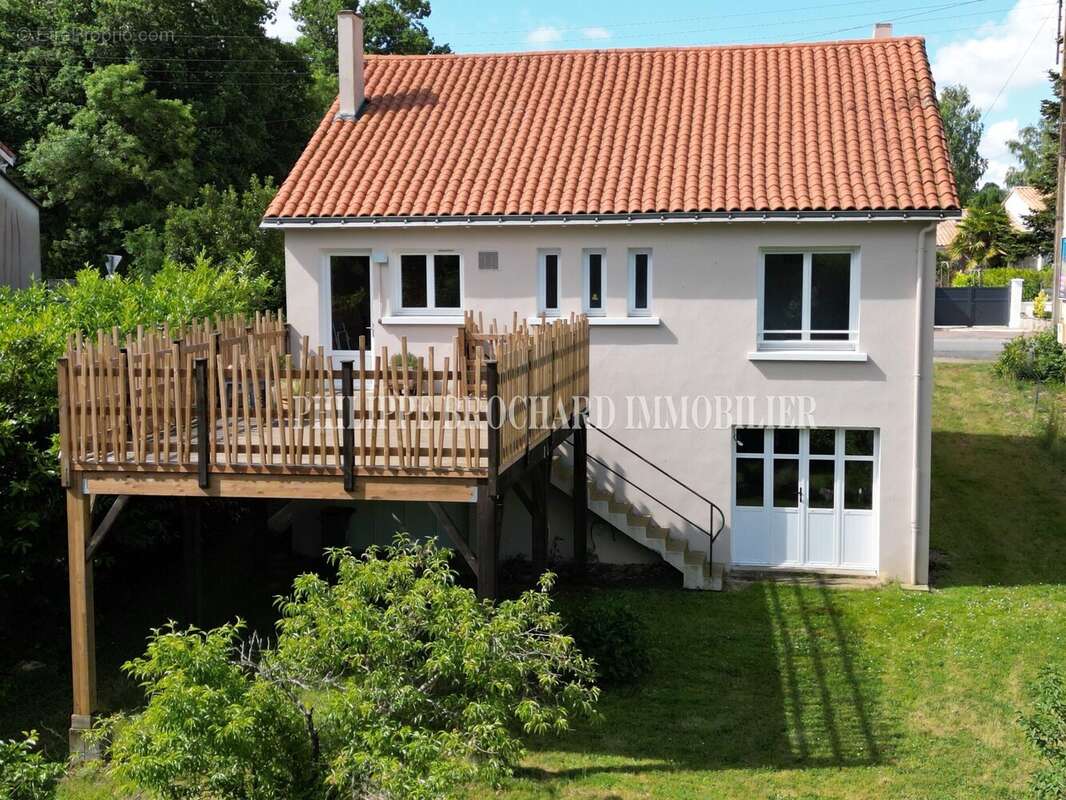 Maison à NESMY