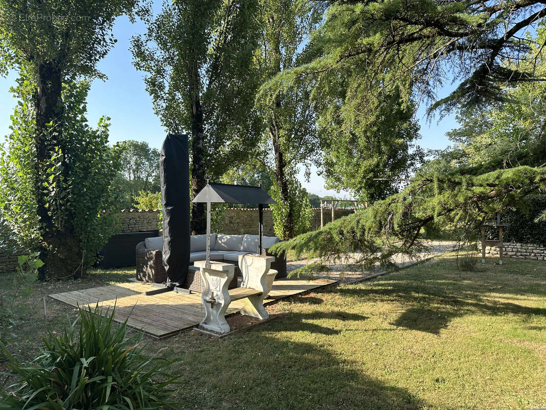 Maison à LA BROUSSE