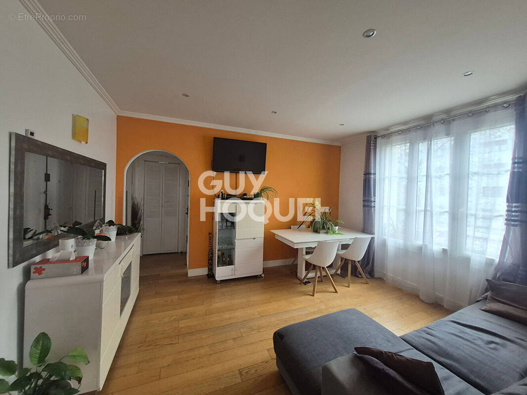 Appartement à LE BLANC-MESNIL