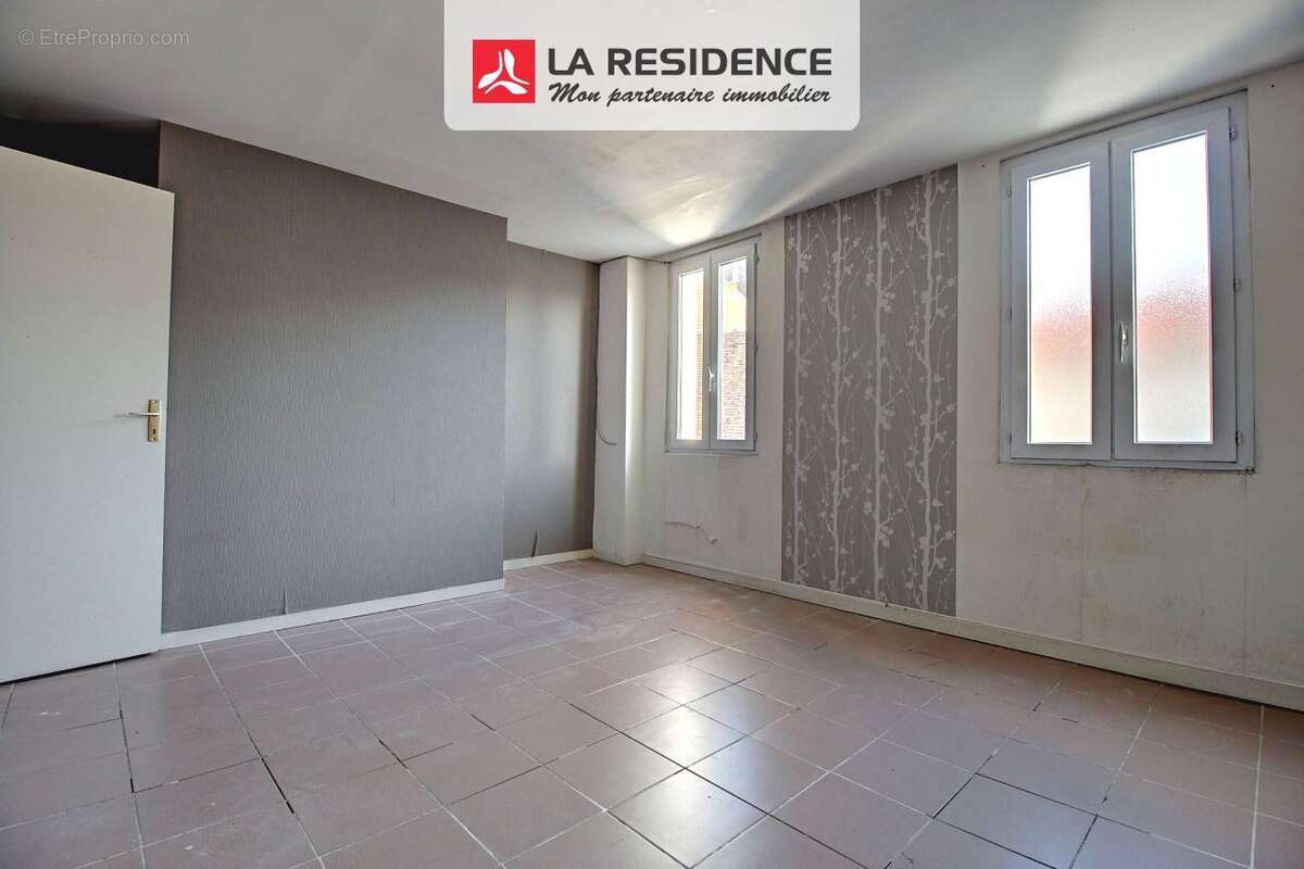 Maison 71 m² à Saint-Etienne-Du-Rouvray  - photo 3