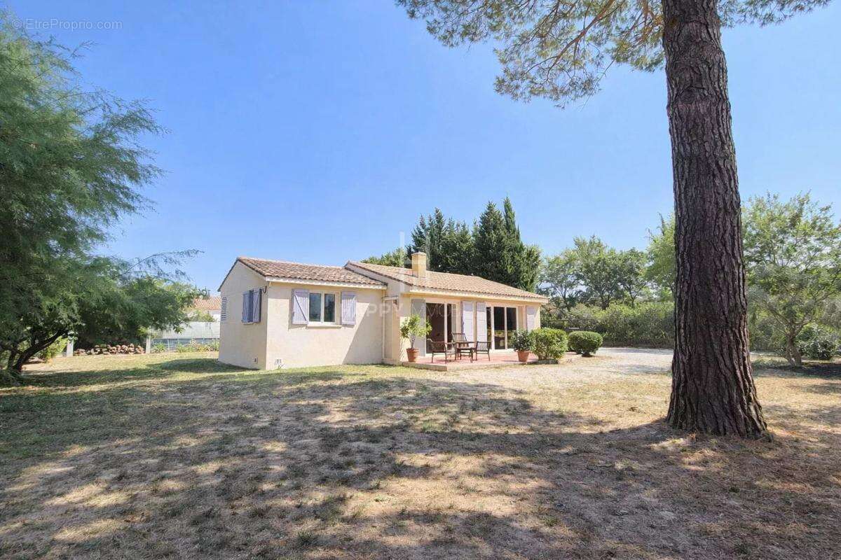 Maison à SAINT-ETIENNE-DU-GRES