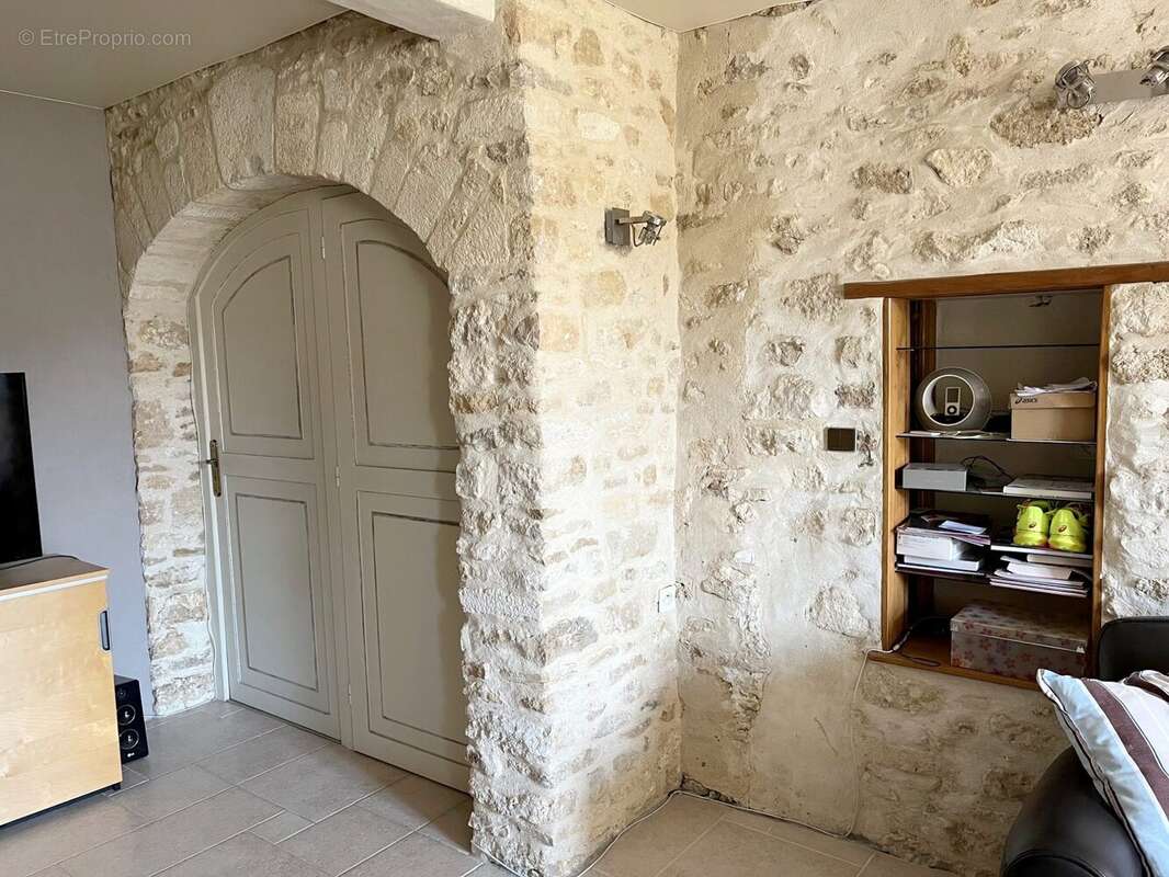 Maison à GAILLON-SUR-MONTCIENT