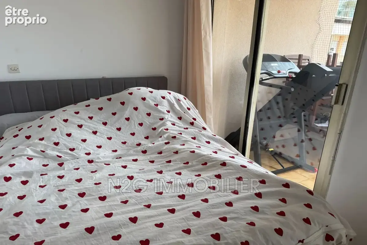 Appartement 1 pièce 27 m² à vendre à Le Cannet (06110) - photo 8