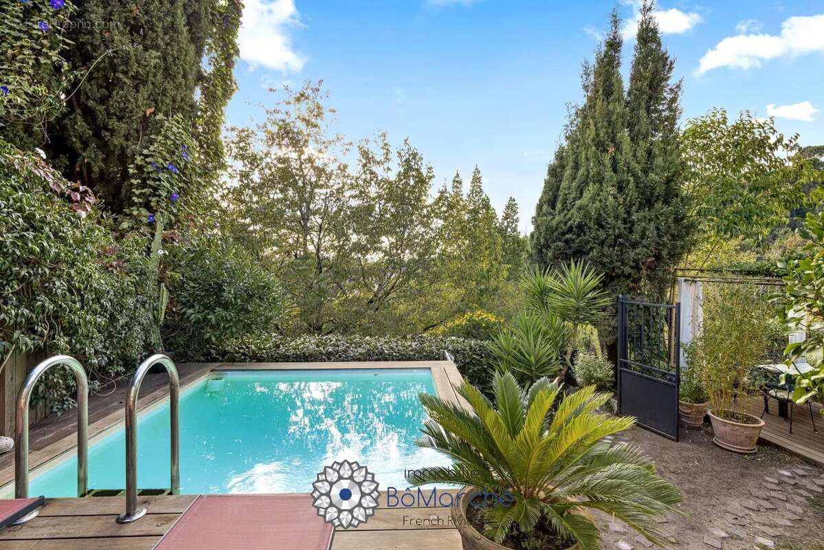 Maison à CAGNES-SUR-MER