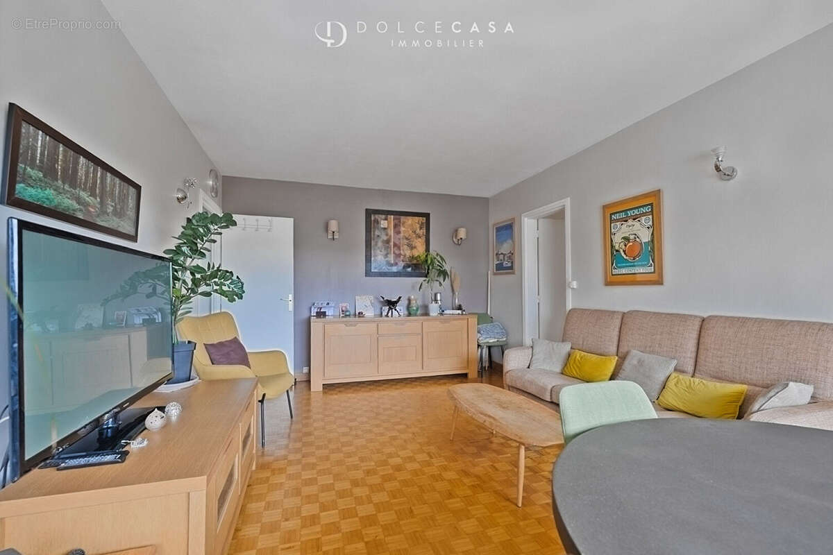 Appartement à LE PERREUX-SUR-MARNE