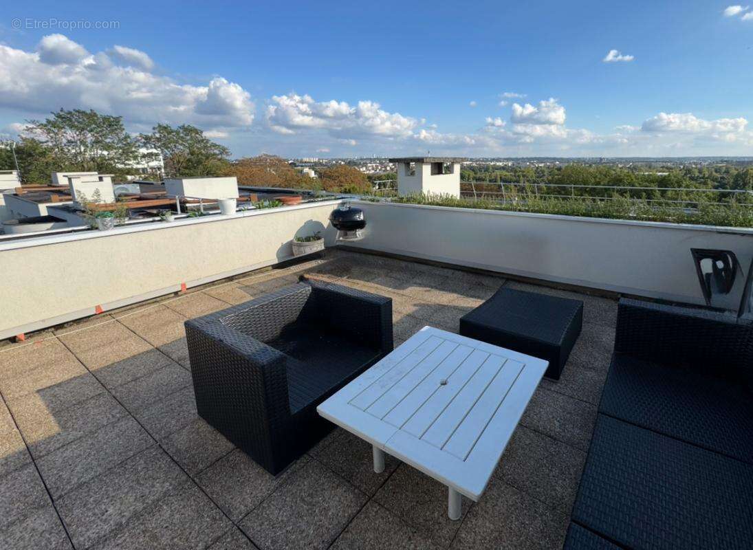 Appartement à NOGENT-SUR-MARNE