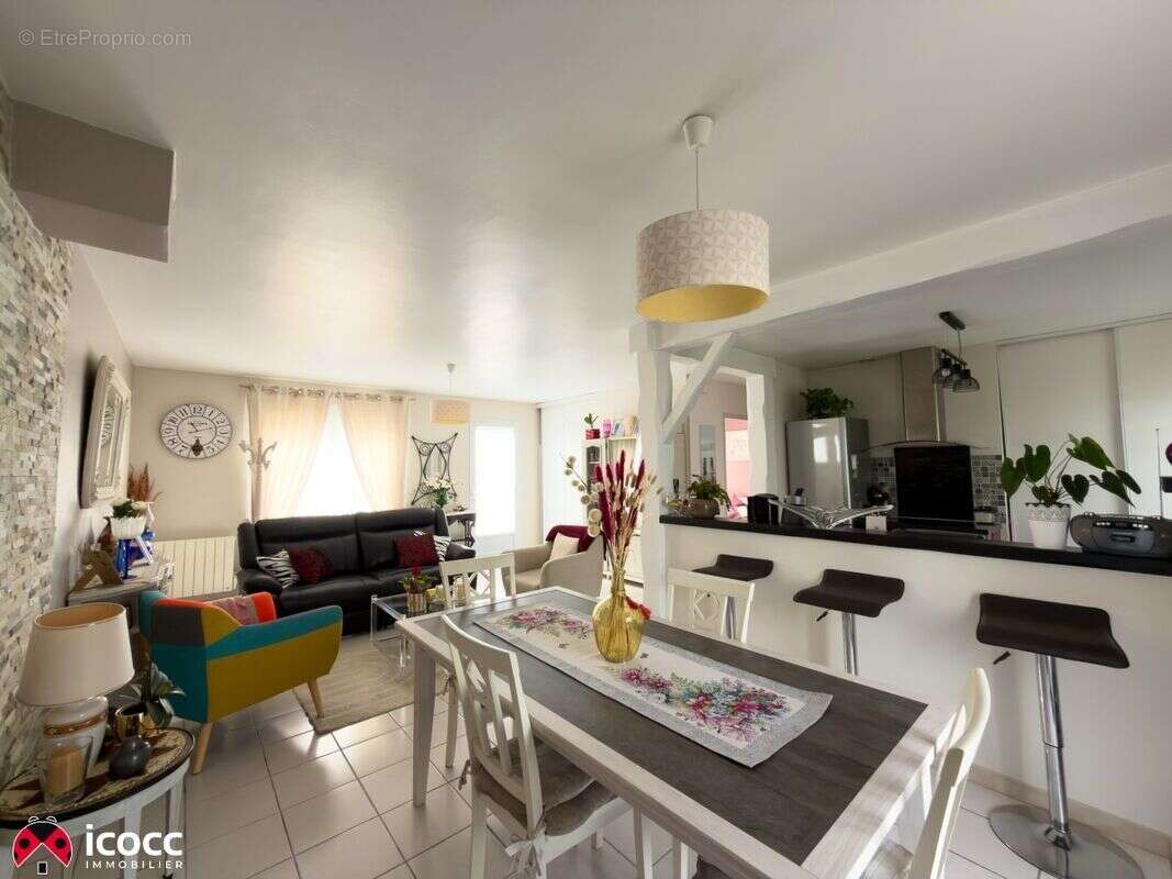 Maison à SAINT-MICHEL-EN-L'HERM