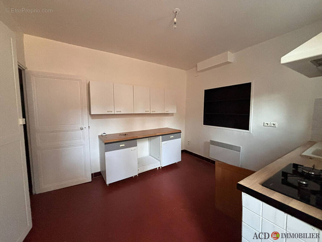 Appartement à VELAUX