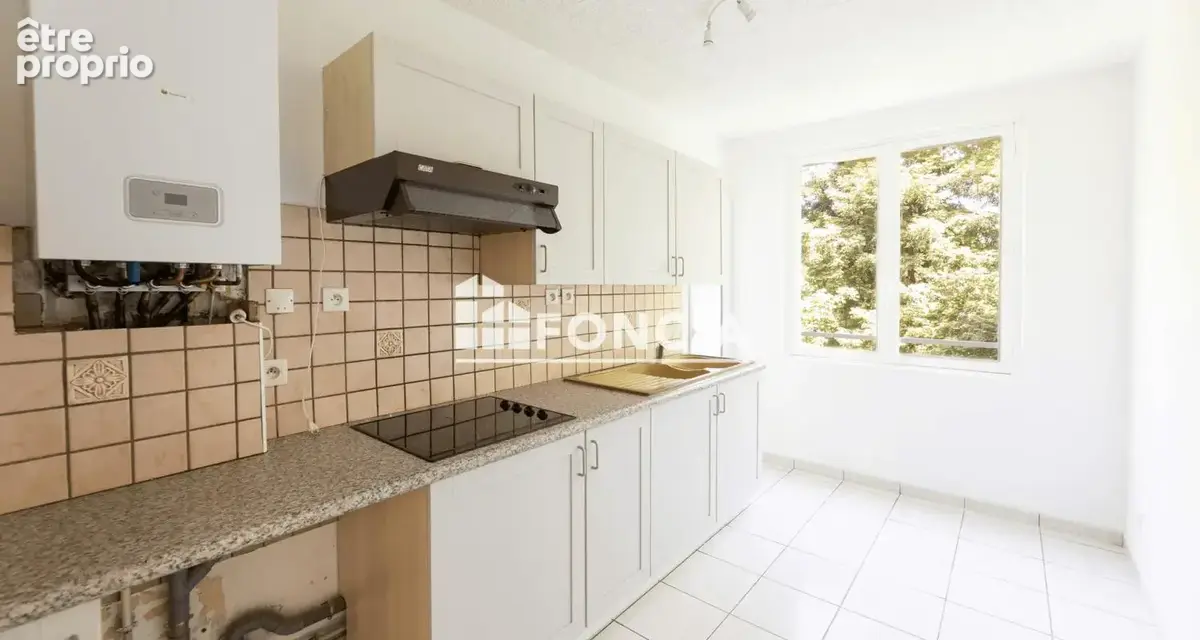 Bayonne Les Tourettes - T4 72m² vue Pyrénées balcon Sud 6ème étage - 220 000€ - photo 4