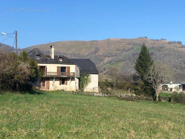 Maison à BARCUS