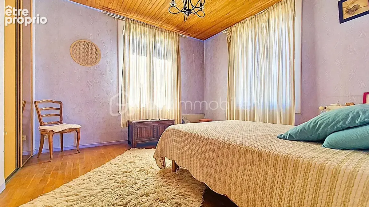 Maison 4 faces avec vue sur le Canigou – 1760 m² de terrain, piscine, garage, dépendance, panneaux solaires - photo 6